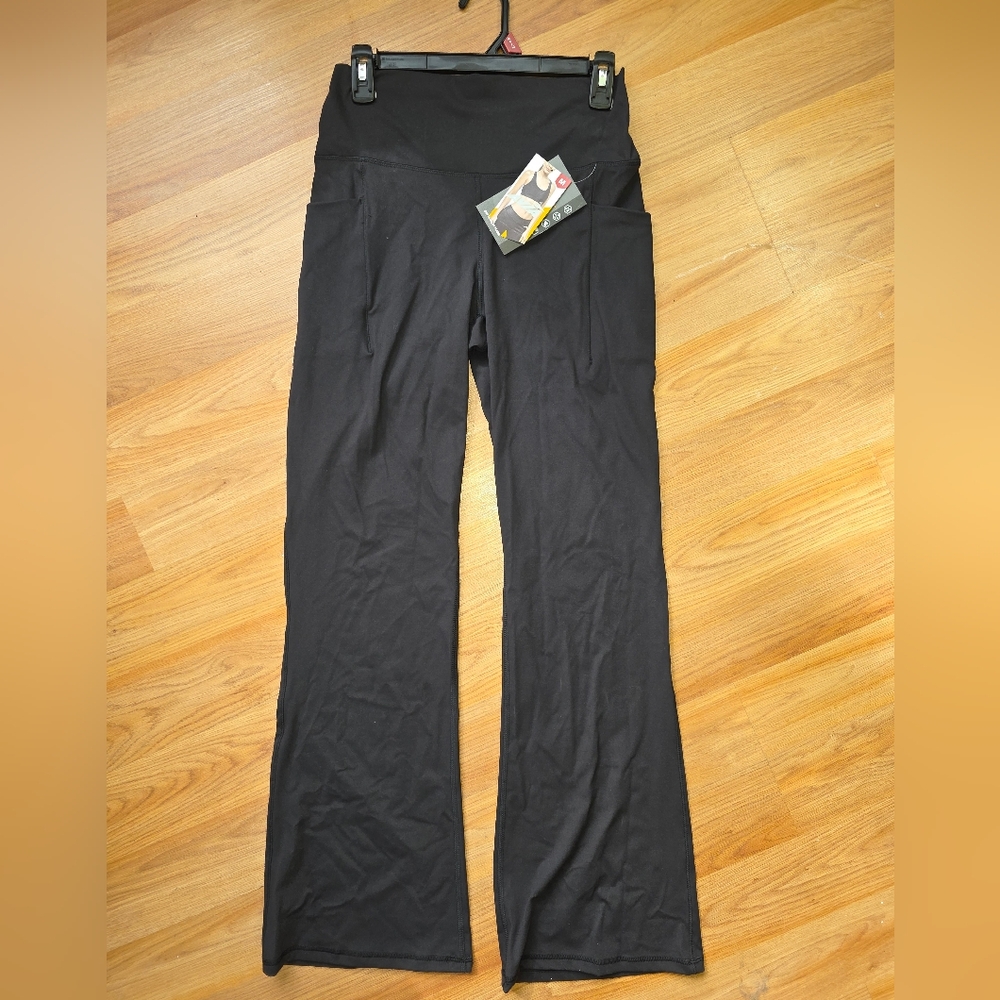 Black High-Waisted Yoga Flare Pants